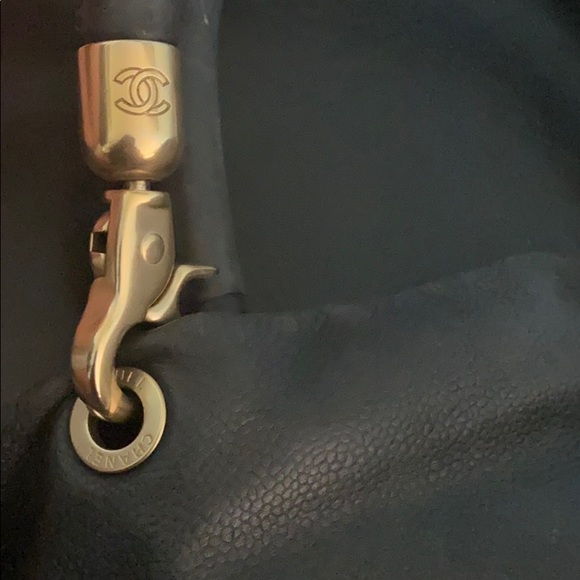 VINTAGE CHANEL PURSE - Picture 2 of 7